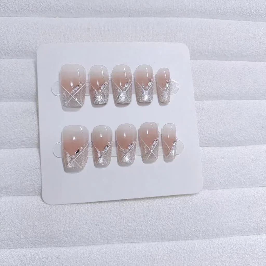 Cat Eye Klebenägel Kurz Sargform Zartrosa Süßer Stil 10 Stück