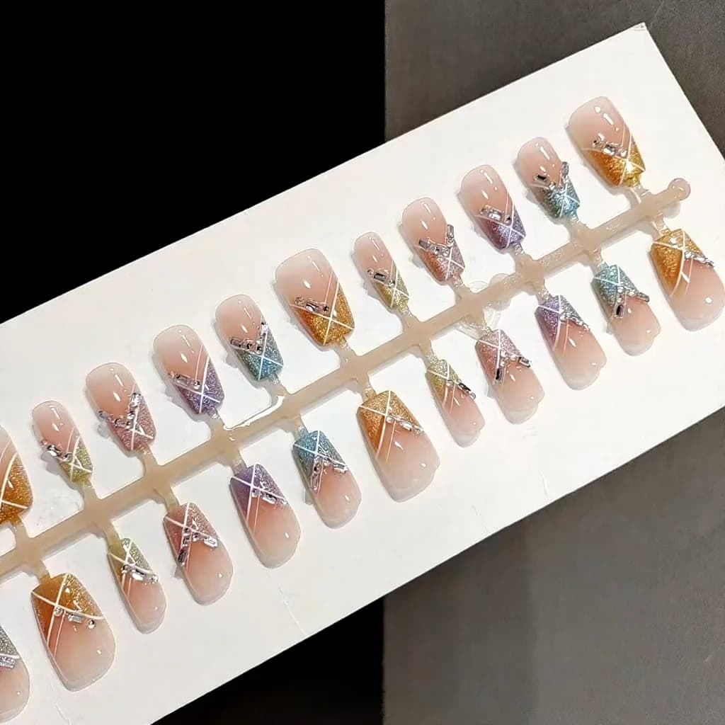 Candy Party Künstliche Nägel, kurz quadratisch, Regenbogen-Katzenauge mit Strass