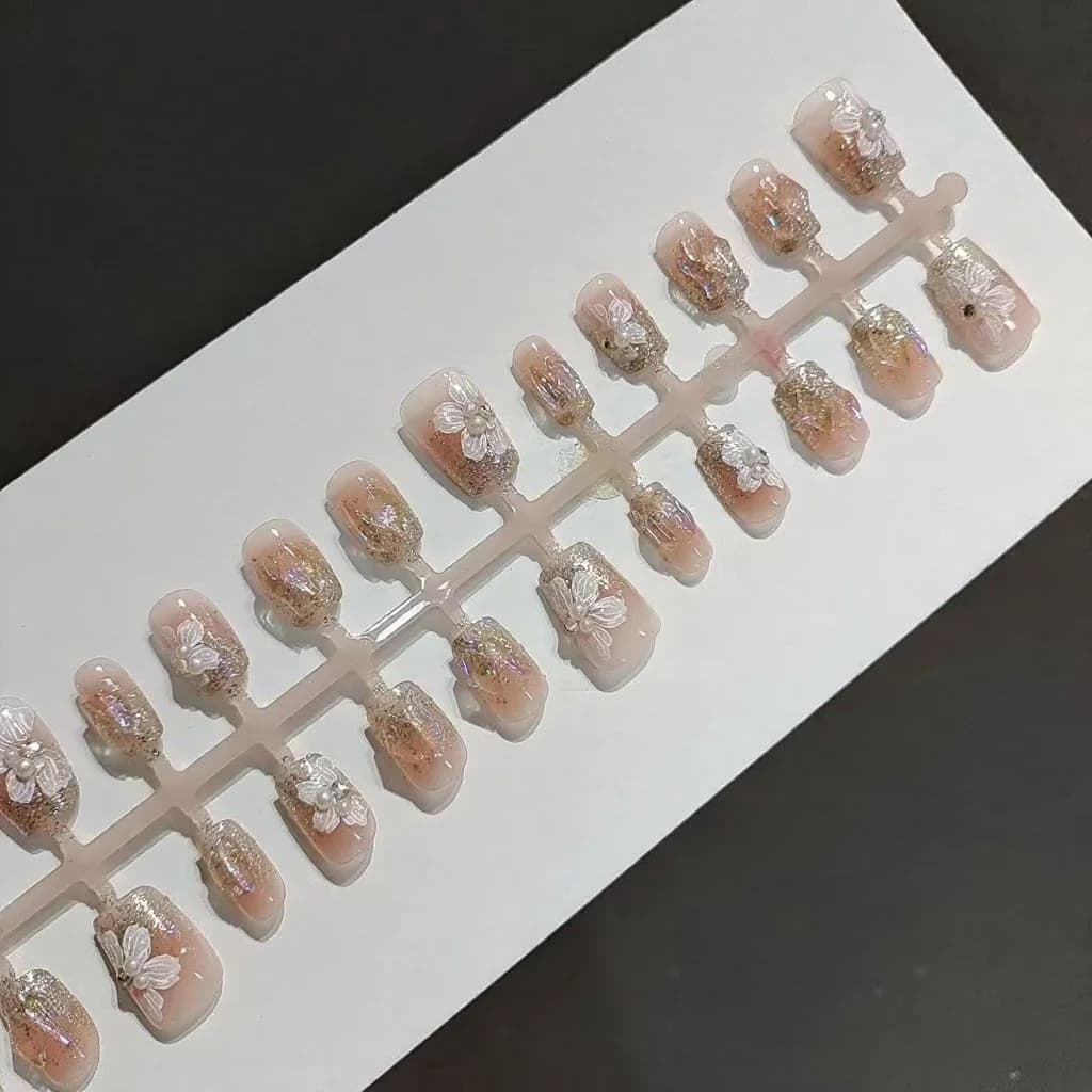 Künstliche Nägel mit Perlen und Strasssteinen, Kurz Quadratisch Blumenmuster