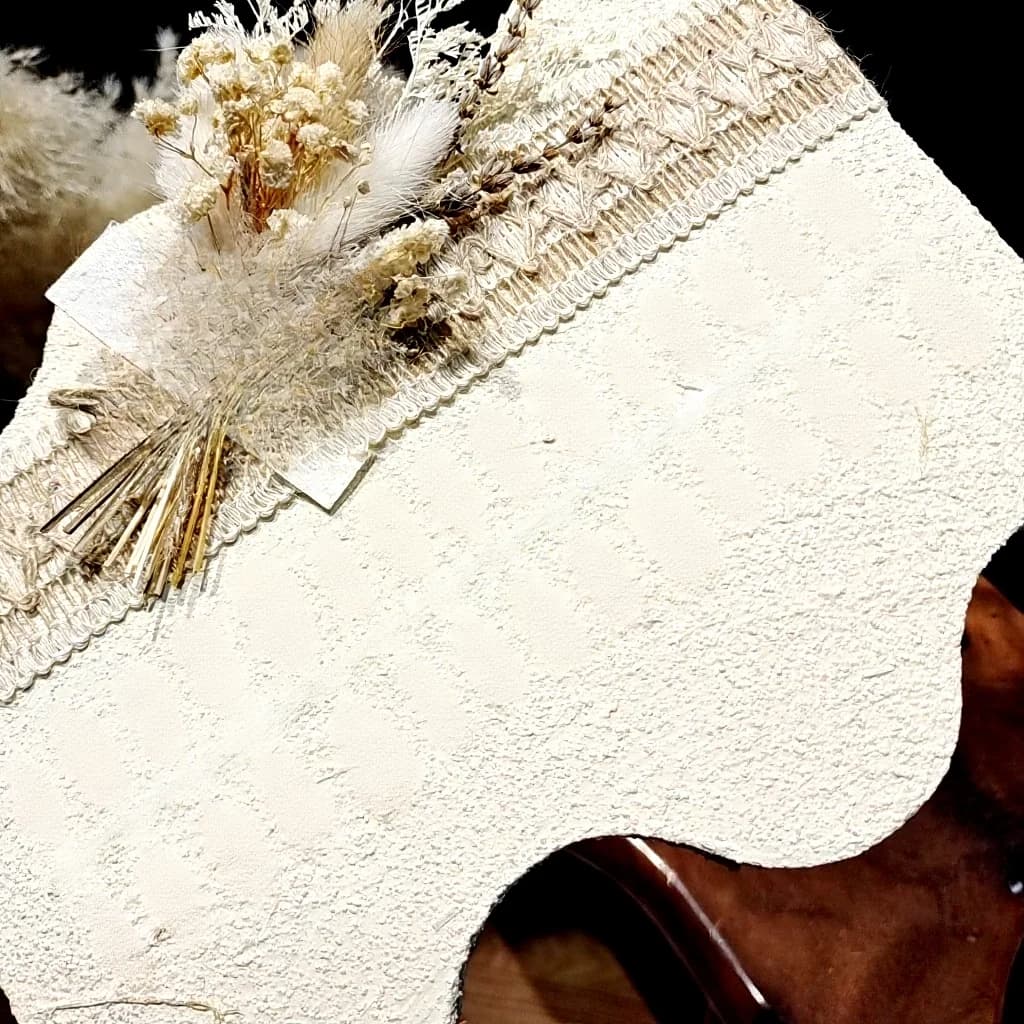 Kunstnägel mit Erdbeerprint, mittlere ovale Form, vorgeklebt