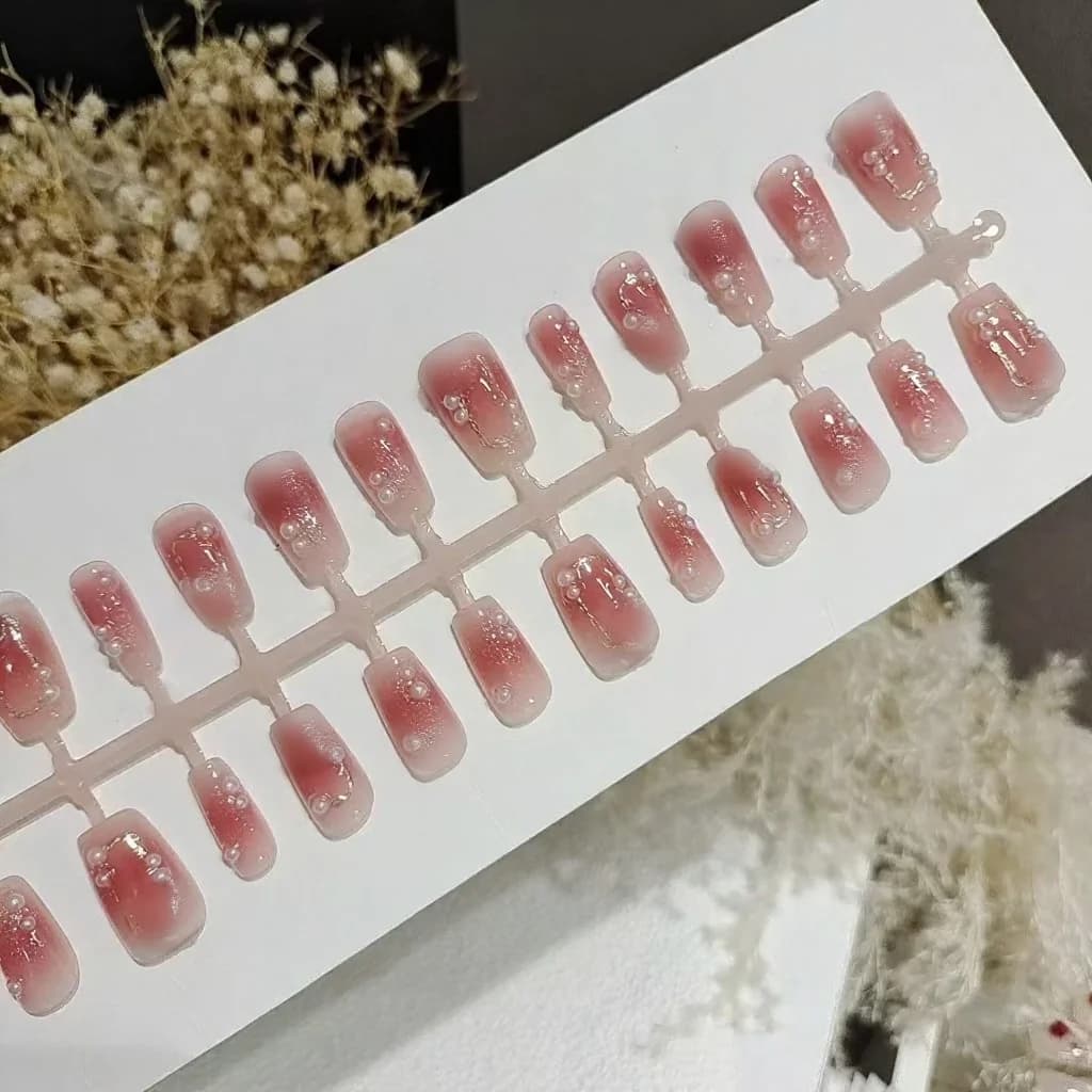 Kunstnägel kurz Sargform Pflaumen-Rouge Floral Schmetterling 30 Stück