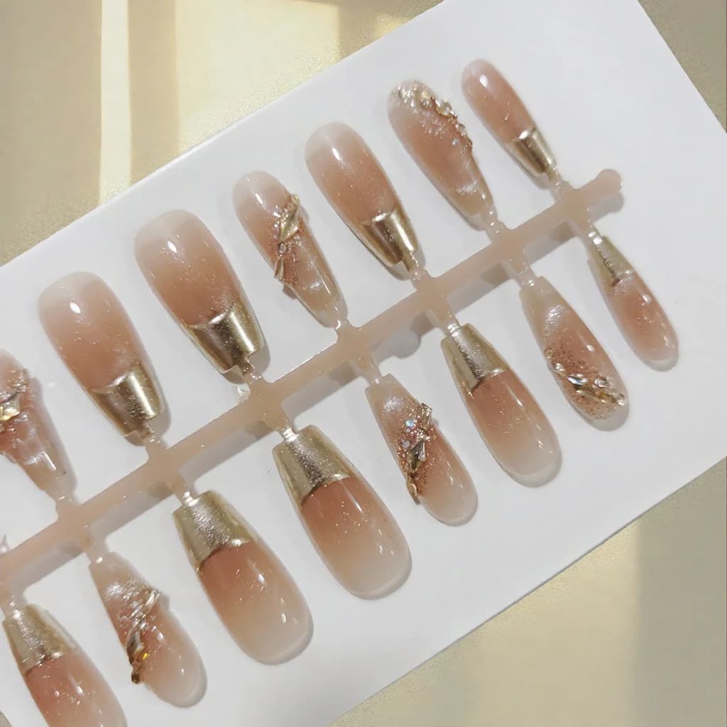 French Tip Press-On-Nägel mit Goldrand und Glitzer, 30 Stück
