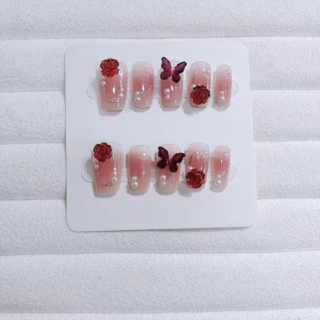 Künstliche Nägel Kurz Sargform Pflaumen-Rouge-Verlauf Blumendesign 10 Stück