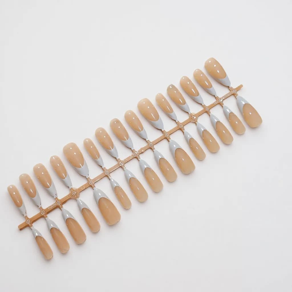 Grau-weiße French-Tip-Kunstnägel, lang, mandelförmig, Komplettset