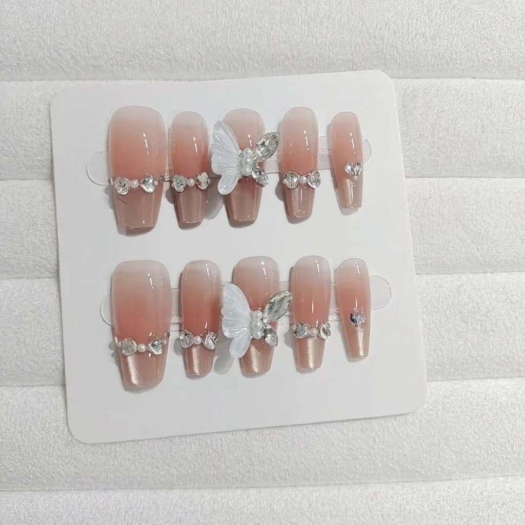 Engelsflügel Cat-Eye Künstliche Fingernägel Schmetterlingsdesign 30 Stück