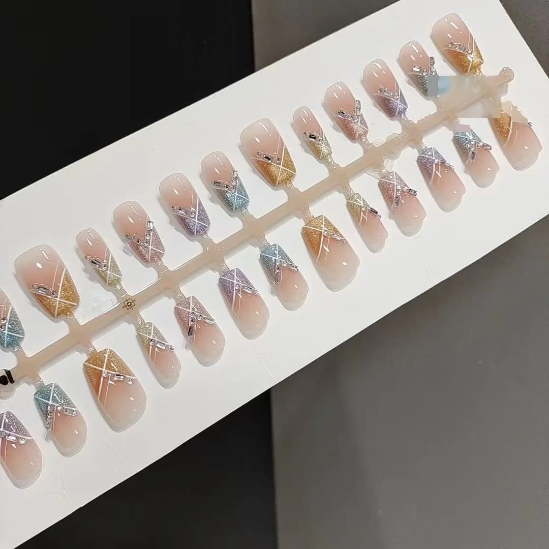Candy Party Künstliche Nägel, kurz quadratisch, Regenbogen-Katzenauge mit Strass