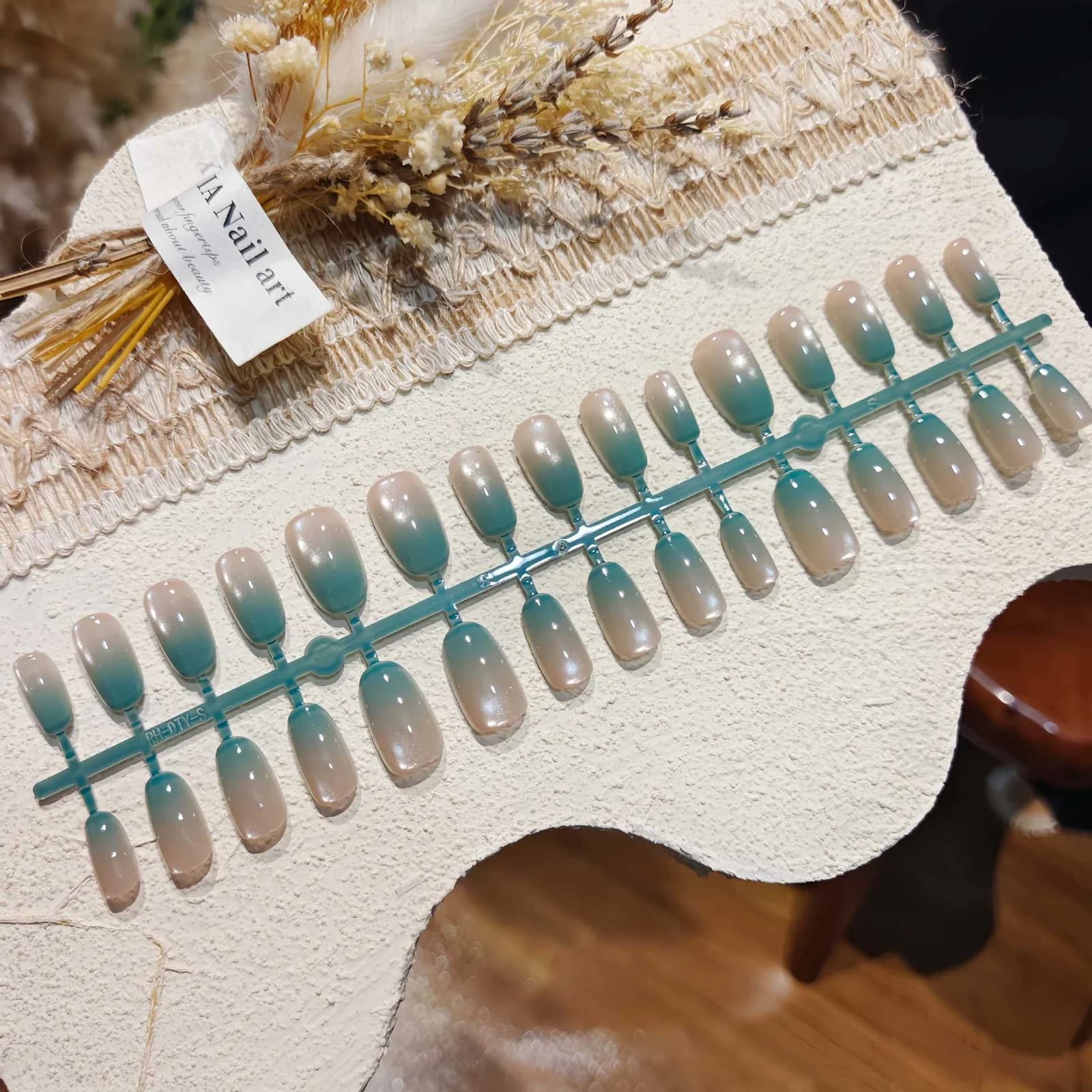 Katzenauge Glasperlen Kunstnägel, Vorgeklebte Fake Nails
