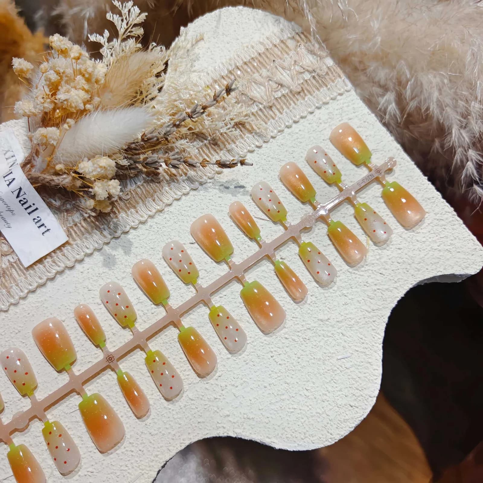 Pfirsich-Grün Verlauf Press-On Nägel mit French Tip, 30 Stück
