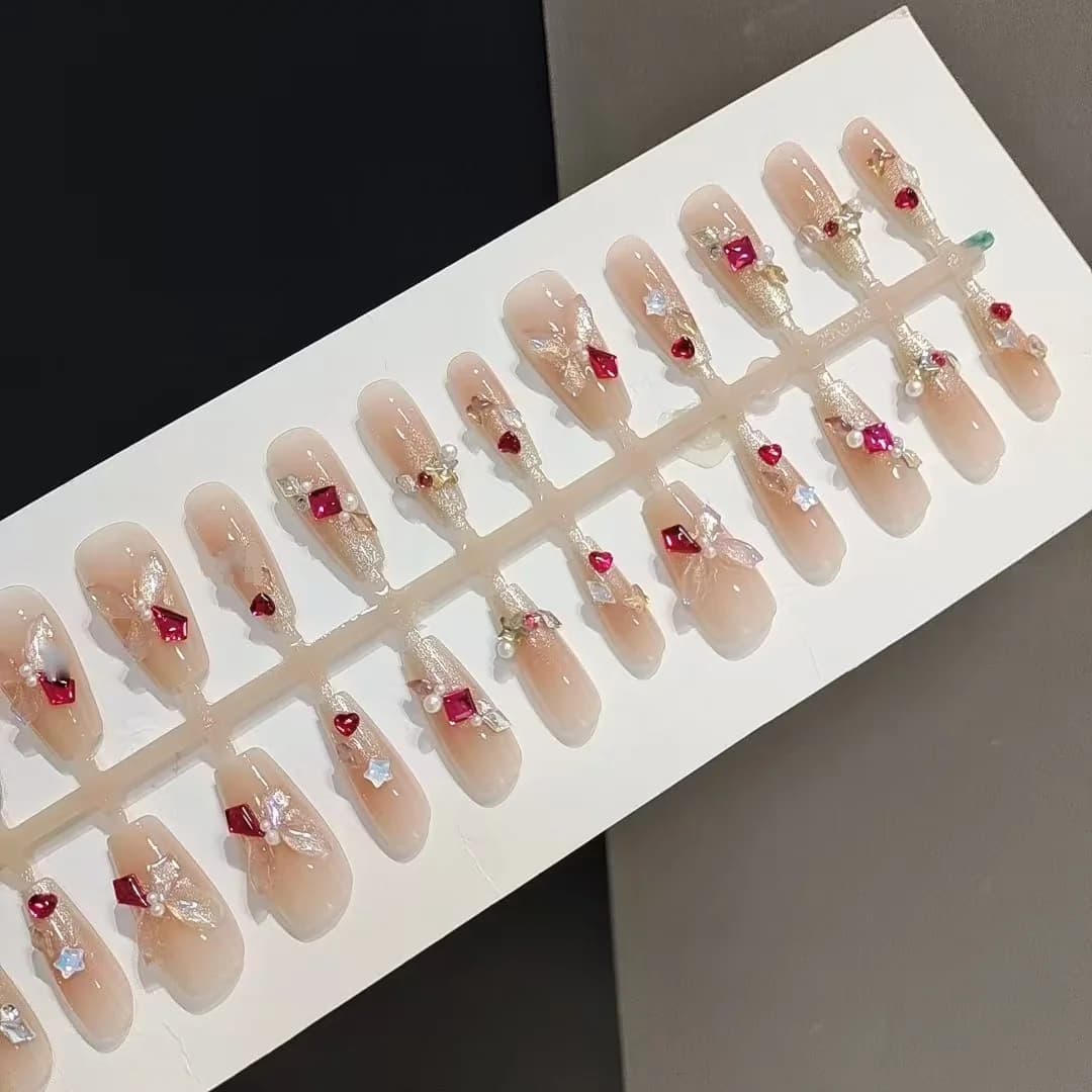 Schmetterling Strass Aufklebenägel, 30 Stück, Mittel Coffin-Form