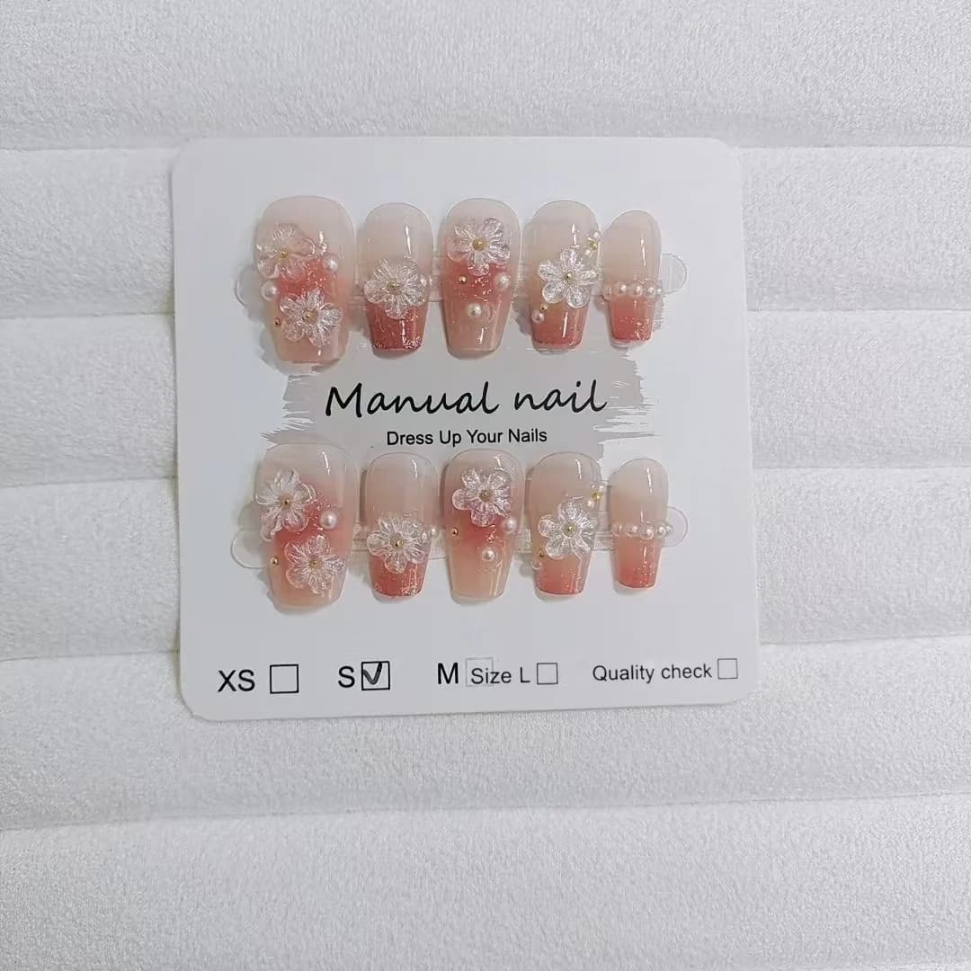 Blumen-Kunstnägel, kurze Sarg-Form, niedliches Blush-Design, 10 Stück