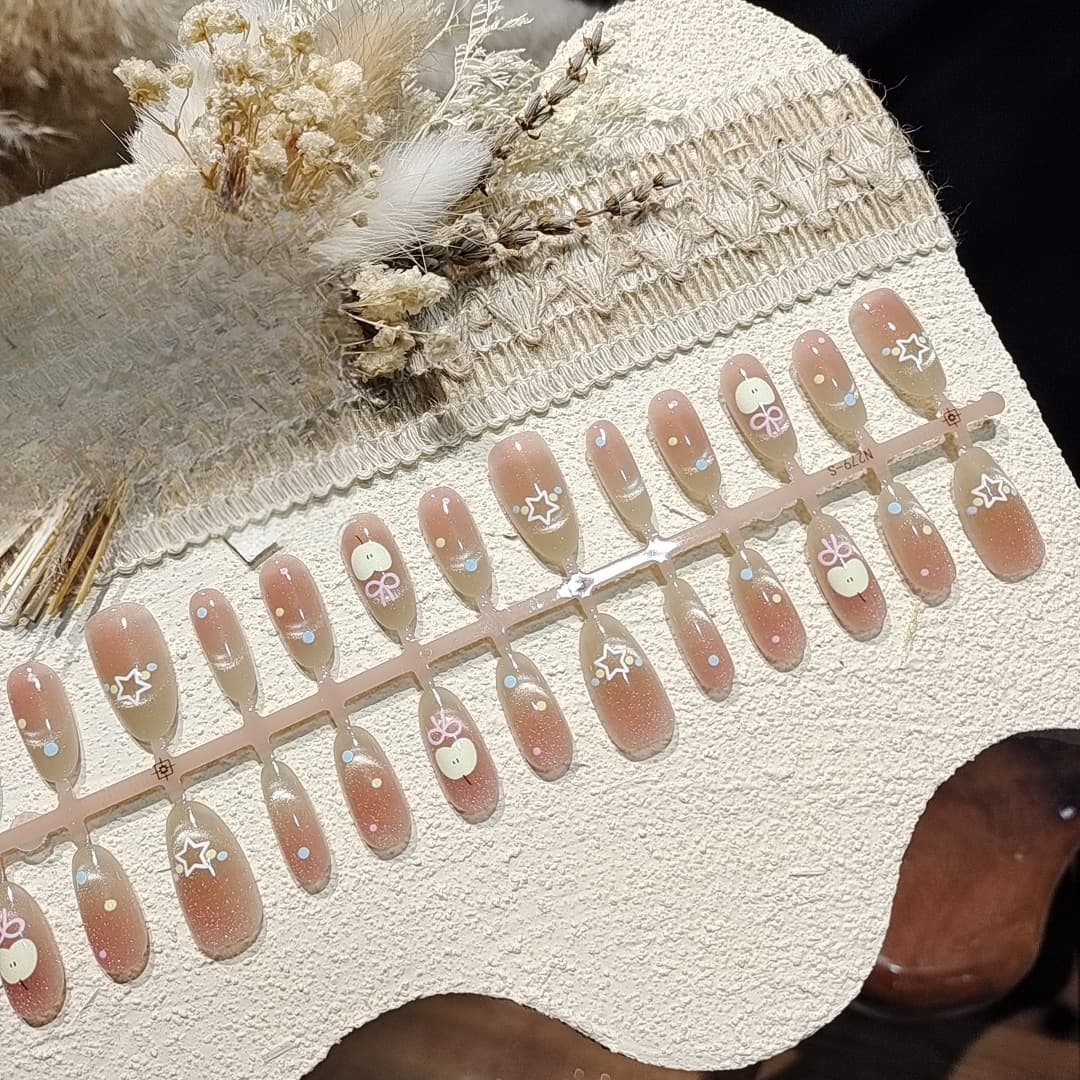 Cat-Eye-Klebenägel Mittlere Ovalform Glitzer Sternendesign